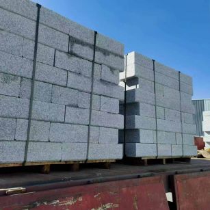 淮南 路沿石装车出货