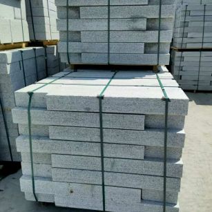 淮南 芙蓉白花岗岩路沿石、平石尺寸标准，色泽均匀