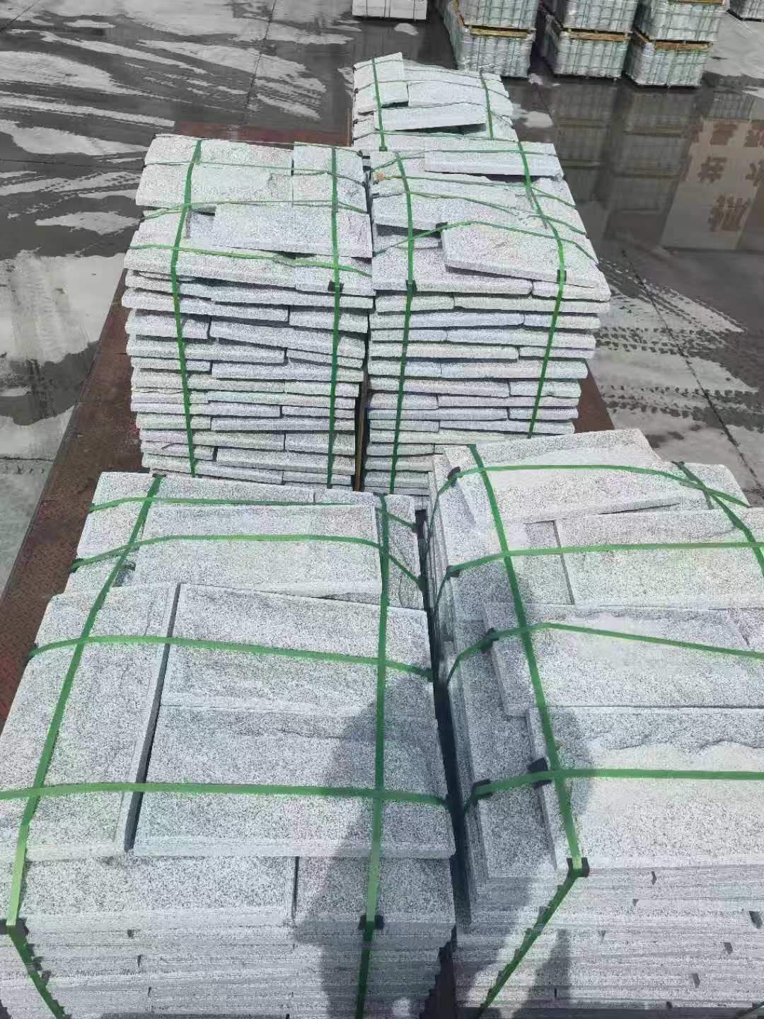 淮南 芝麻白蘑菇石装车出货