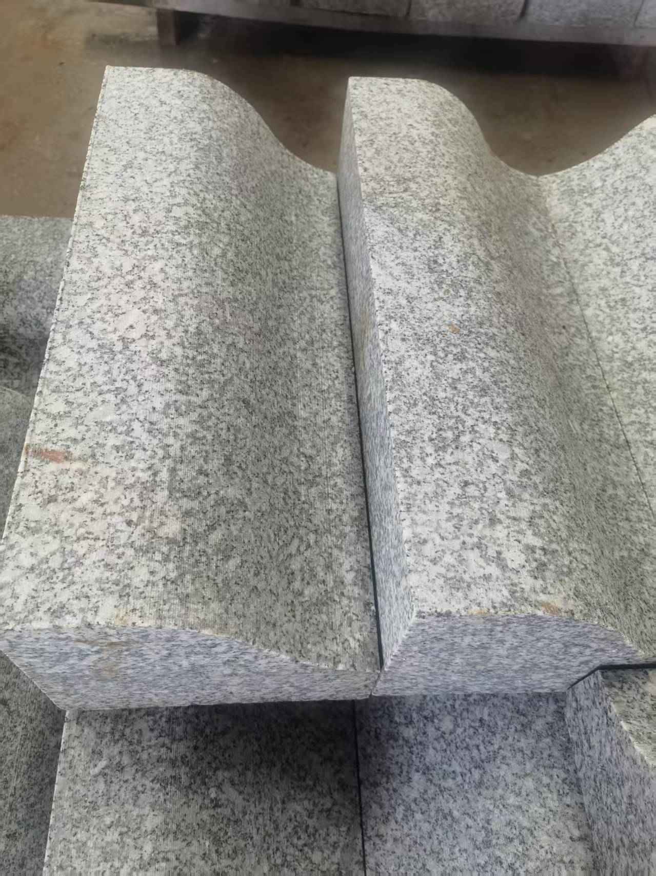 淮南芙蓉白S型拉丝面路沿石
