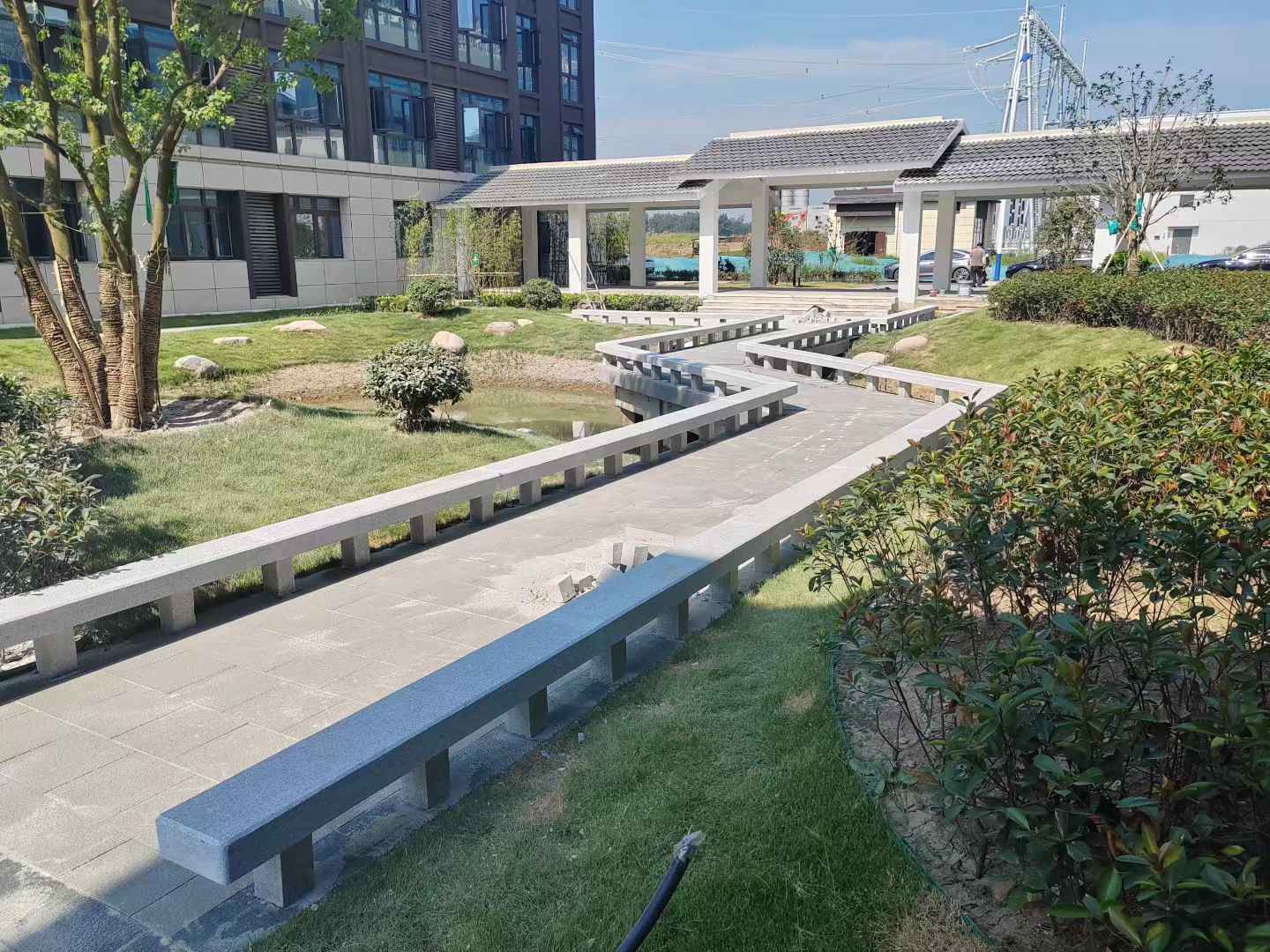 淮南 芝麻灰小区坐凳&栏杆安装效果