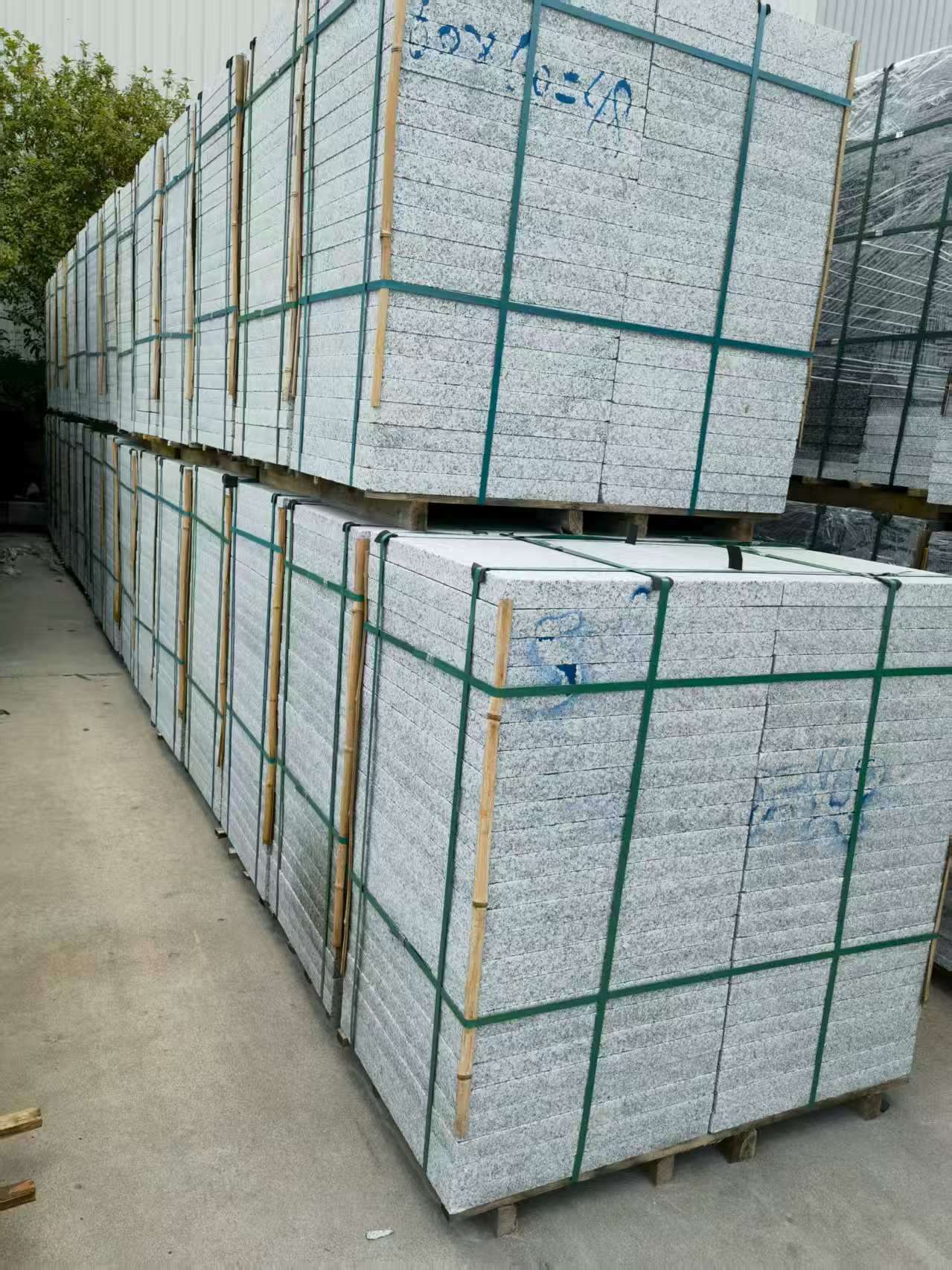 淮南 大花芙蓉白火烧成品，市政园林广场地铺石